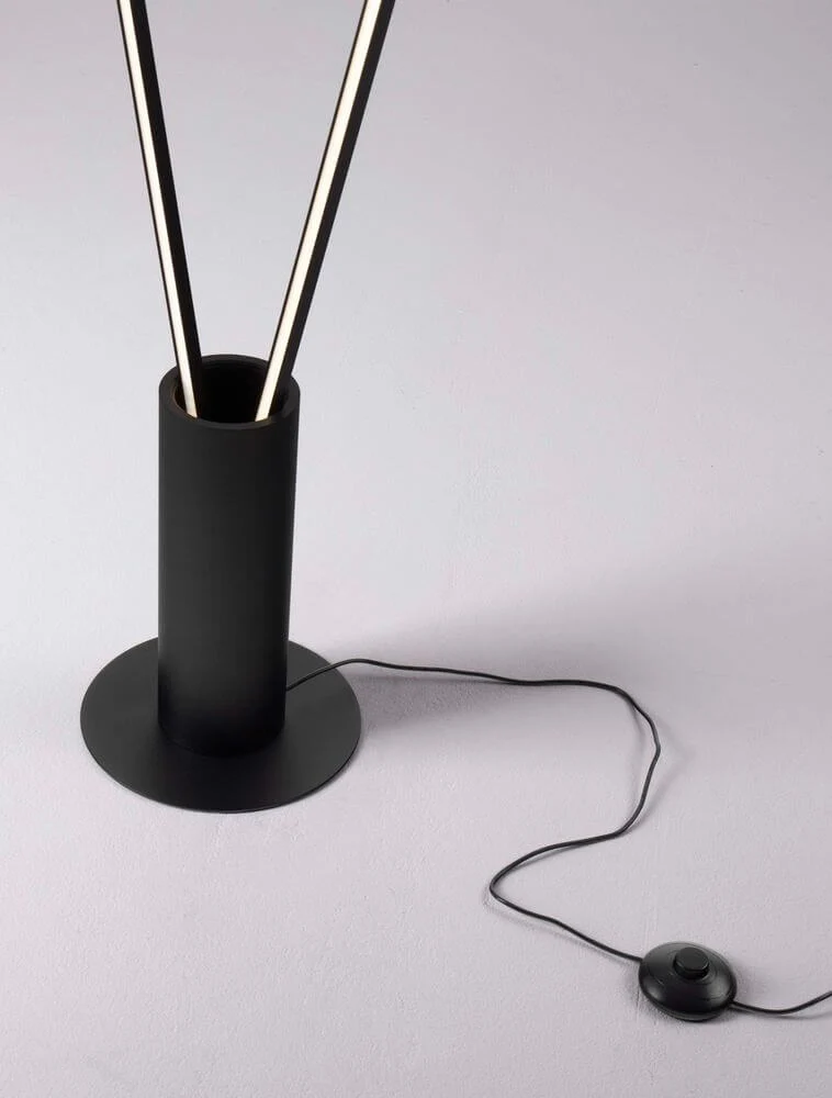 Kimolia LED Stehlampe 2-flammig Ø 22cm 3000K