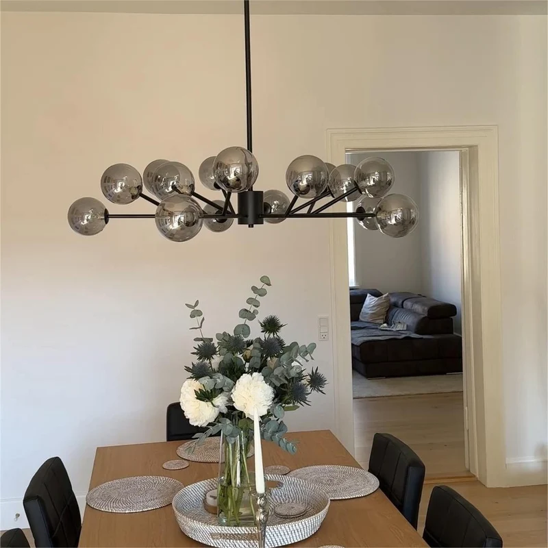 Moderne lineaire sputnik kroonluchter met 15 glazen bollen in zwart of messing – design hanglamp 112 cm | Sansoti