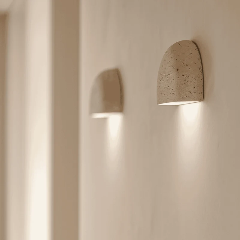 Travertin Wandlamp Natuursteen Beige Warm Wit Licht Slaapkamer Gang Woonkamer Modern Sfeervol Interieur | Sansoti