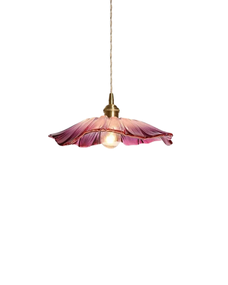 Sculpturale glazen hanglamp met messing fitting en warm licht – artistieke design plafondlamp voor eetkamer en woonkamer | Sansoti
