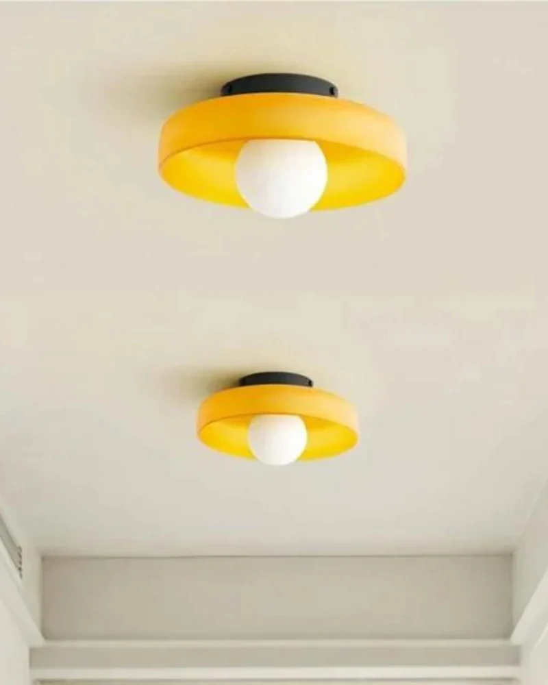 Moderne ronde plafondlamp van glas en ijzer – minimalistische designlamp voor woonkamer en slaapkamer met warme lichtkleur | Sansoti