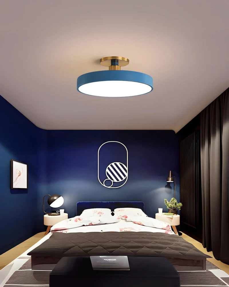 Moderne ronde plafondlamp met goud detail en acryl diffuser – minimalistische semi flush design verlichting voor woonkamer en slaapkamer | Sansoti