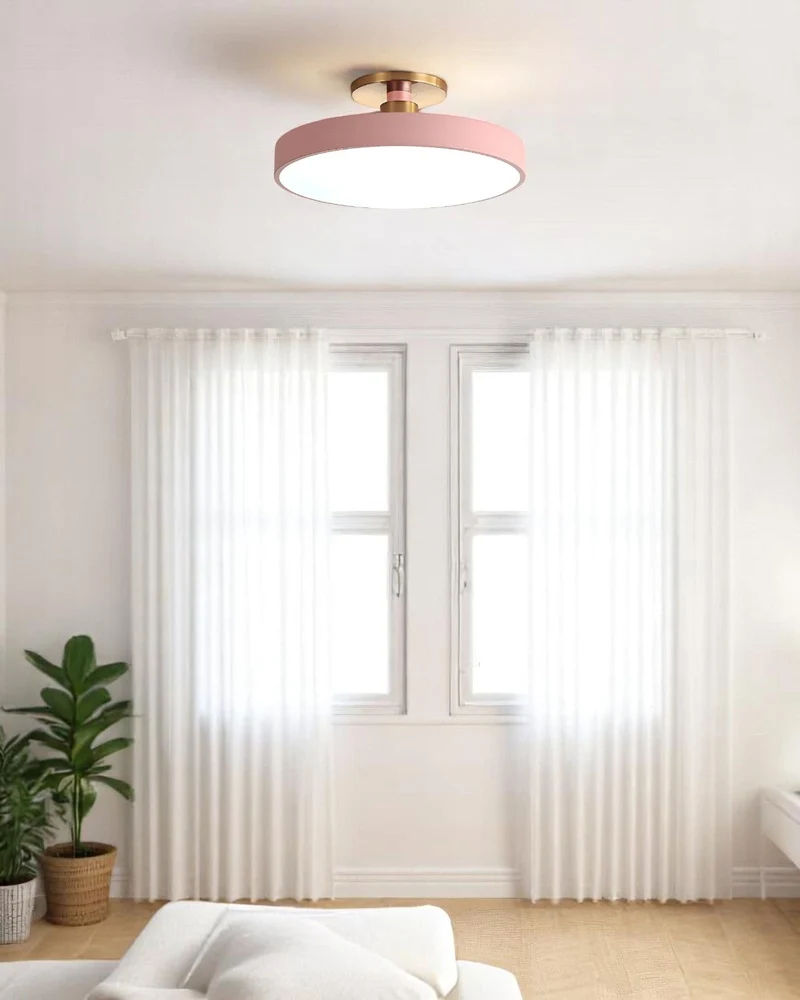 Moderne ronde plafondlamp met goud detail en acryl diffuser – minimalistische semi flush design verlichting voor woonkamer en slaapkamer | Sansoti