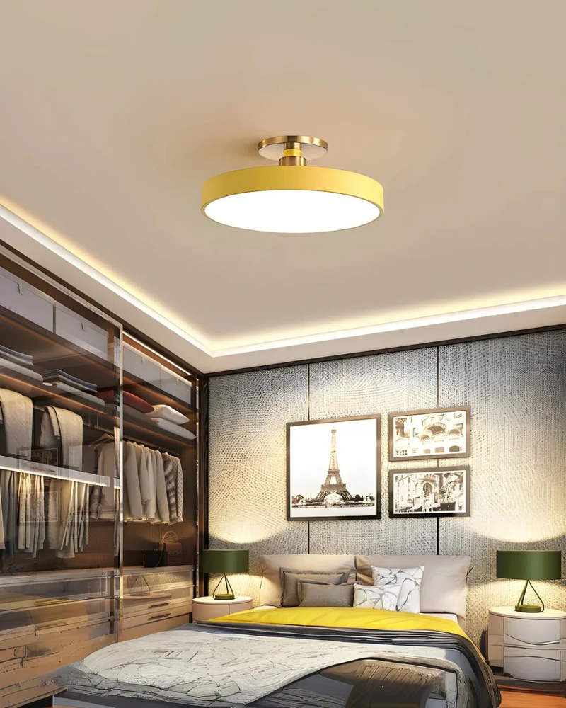 Moderne ronde plafondlamp met goud detail en acryl diffuser – minimalistische semi flush design verlichting voor woonkamer en slaapkamer | Sansoti