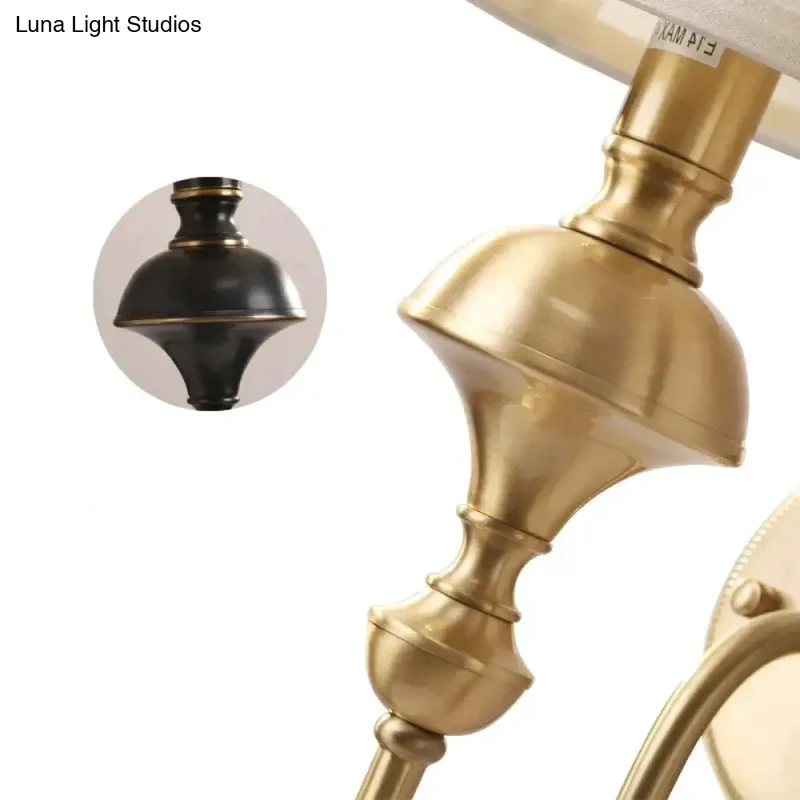 Koperen Wandlamp met Kegel Lampenkap - Enkele of Dubbele Kop - Elegant Design voor Slaapkamer en Gang | Sansoti