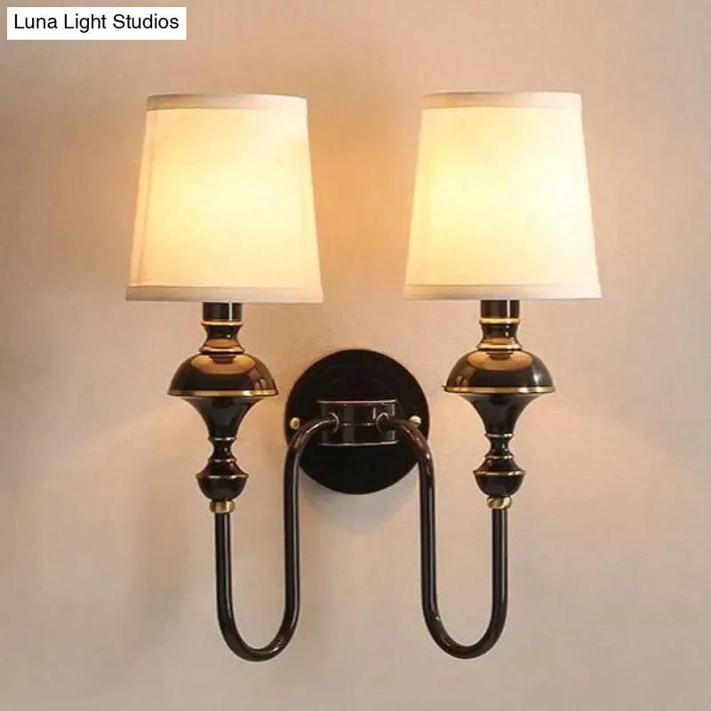 Koperen Wandlamp met Kegel Lampenkap - Enkele of Dubbele Kop - Elegant Design voor Slaapkamer en Gang | Sansoti