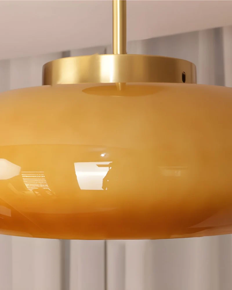 Moderne Plafondlamp Met Gouden Frame En Glazen Kap In Amber Of Wit 3000K Warm Licht | Sansoti