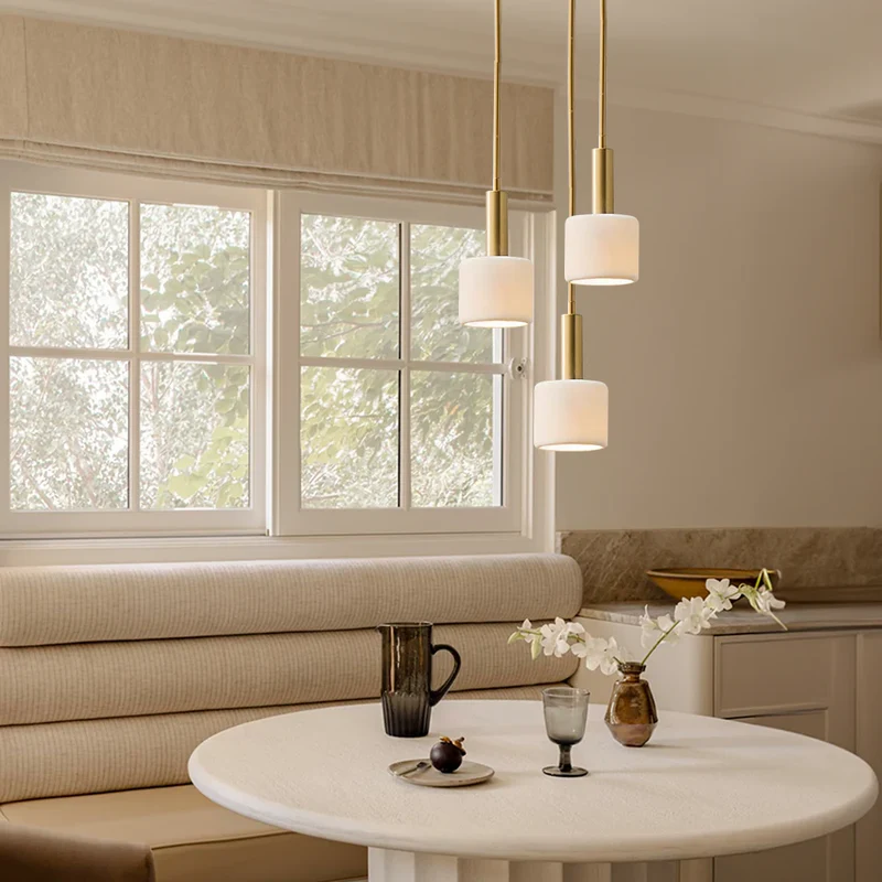 Moderne Witte Porseleinen Hanglamp met Metalen Accent | Scandinavisch Design 14" | Sansoti