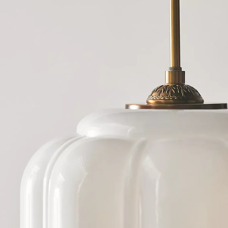Vintage Melkglas Hanglamp met Messing Armatuur – Klassiek Retro Design voor Eetkamer, Hal & Leeshoek | Sansoti