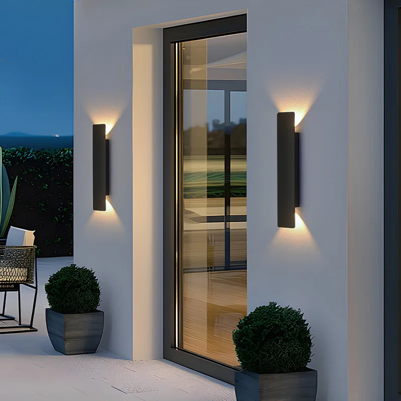 Aluminium Buitenwandlamp LED 18W Zwart Waterdicht IP65 Moderne Verlichting voor Terras Tuin en Balkon | Sansoti