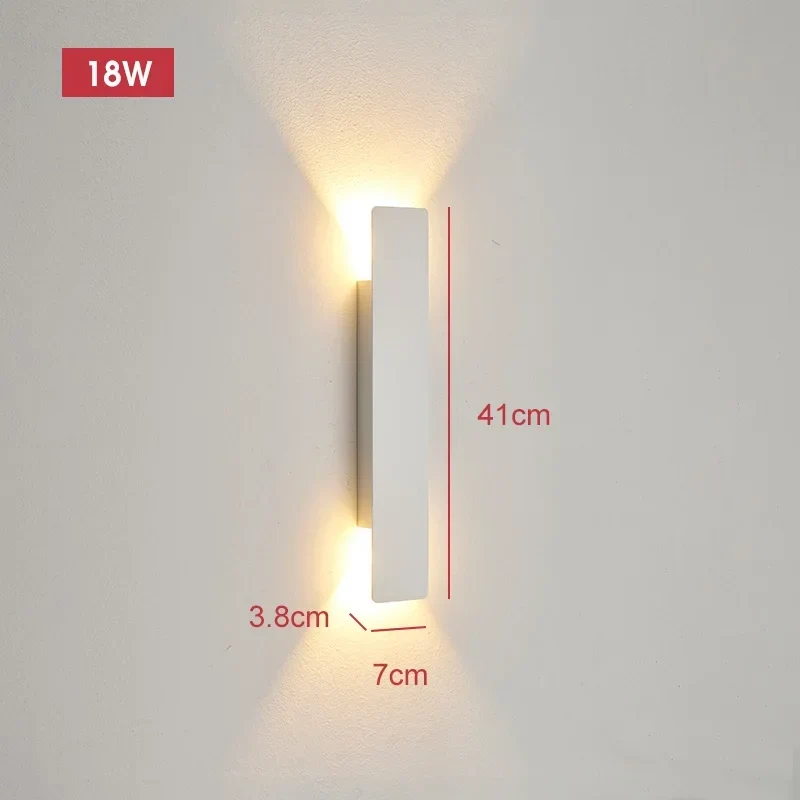 Aluminium Buitenwandlamp LED 18W Zwart Waterdicht IP65 Moderne Verlichting voor Terras Tuin en Balkon | Sansoti