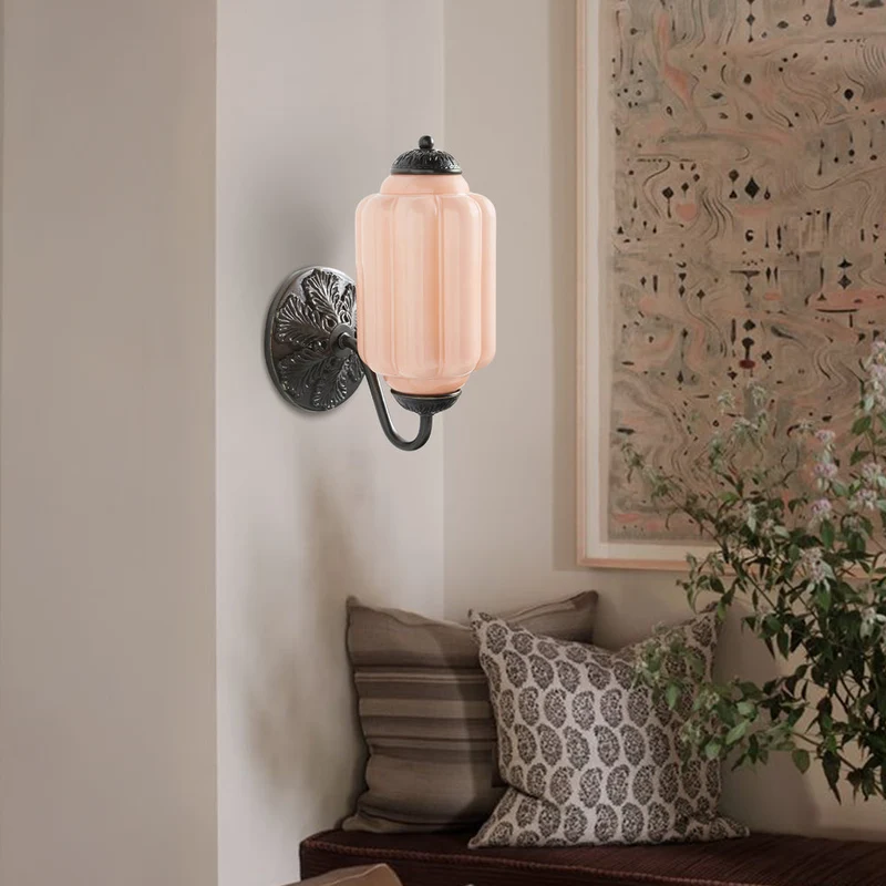 Vintage Wandlamp met Melkglas en Geolied Messing – Klassieke Retro Verlichting voor Hal, Slaapkamer, Woonkamer | Sansoti