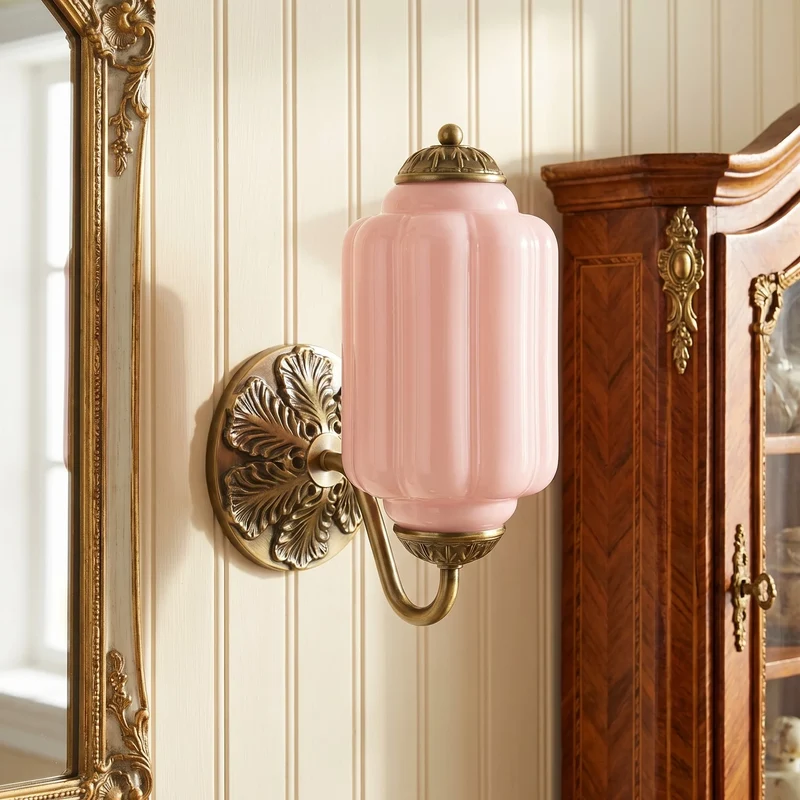 Vintage Wandlamp met Melkglas en Geolied Messing – Klassieke Retro Verlichting voor Hal, Slaapkamer, Woonkamer | Sansoti