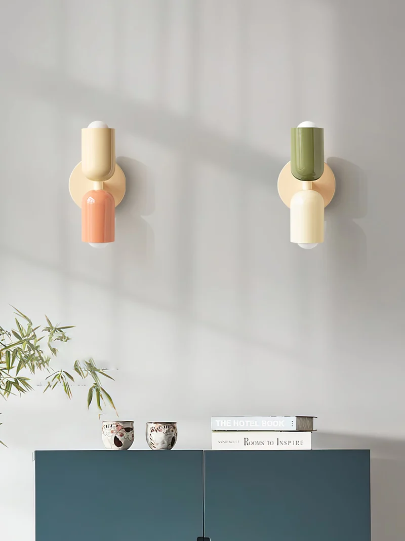 Dubbele Wandlamp met Stekker Lichtrichting Boven en Beneden Metalen Armatuur Gekleurde Kap E26 / E27 Fitting | Sansoti