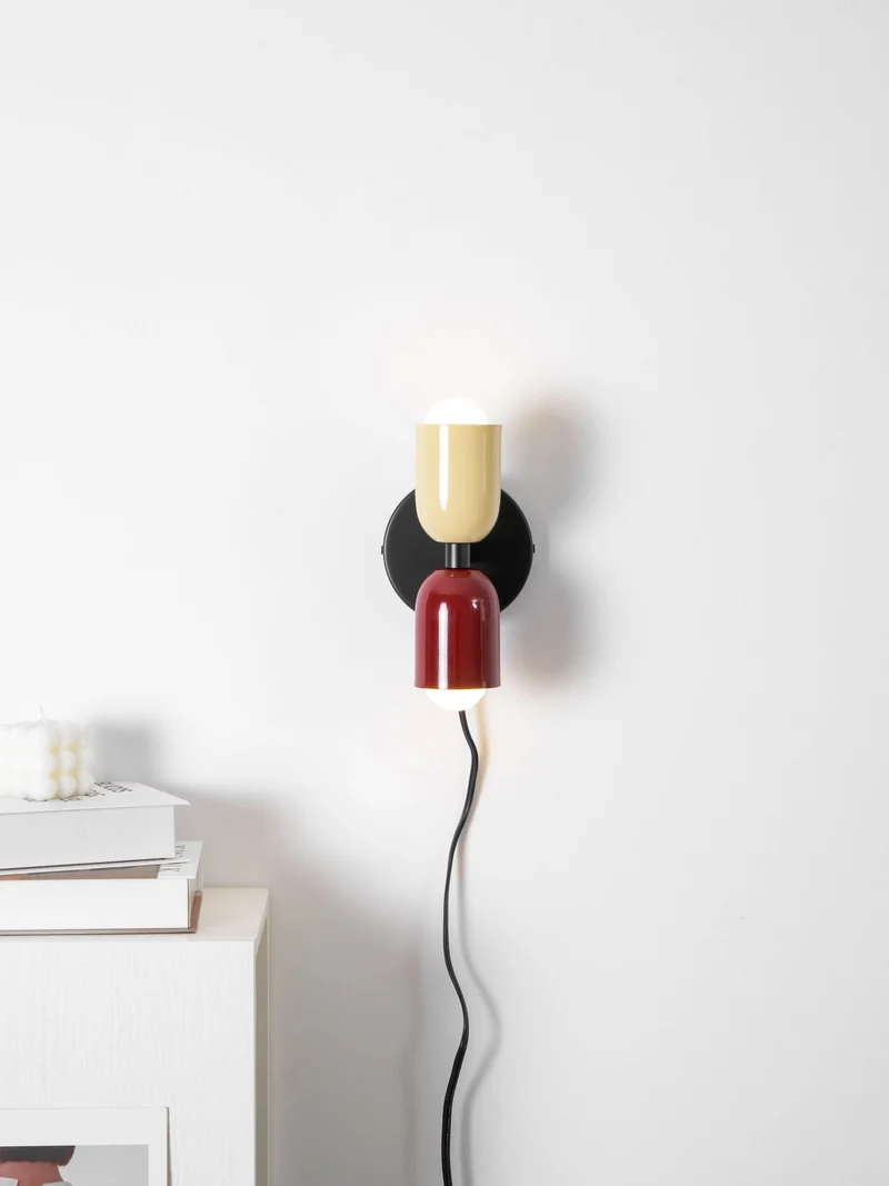 Dubbele Wandlamp met Stekker Lichtrichting Boven en Beneden Metalen Armatuur Gekleurde Kap E26 / E27 Fitting | Sansoti