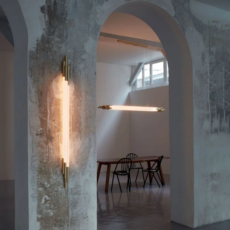 DCWéditions Org LED Wandleuchte mit Stäben