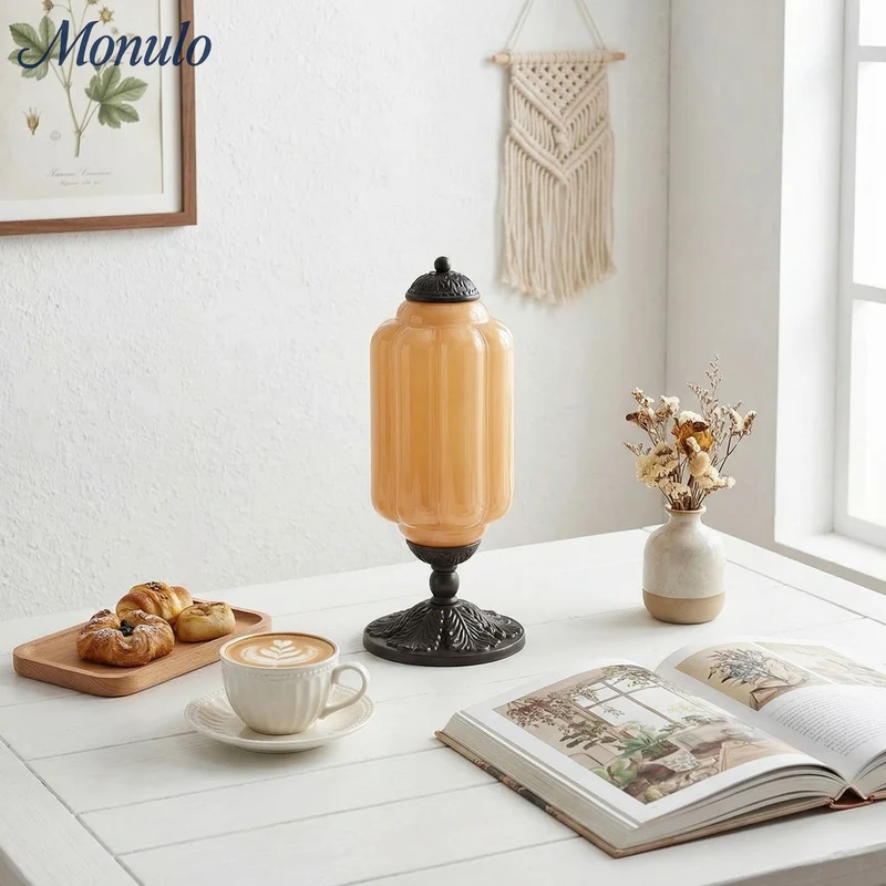 Glazen Tafellamp met Scallop Design Vintage Stijl Slaapkamer Woonkamer Accentverlichting Zwart Messing Matglas | Sansoti