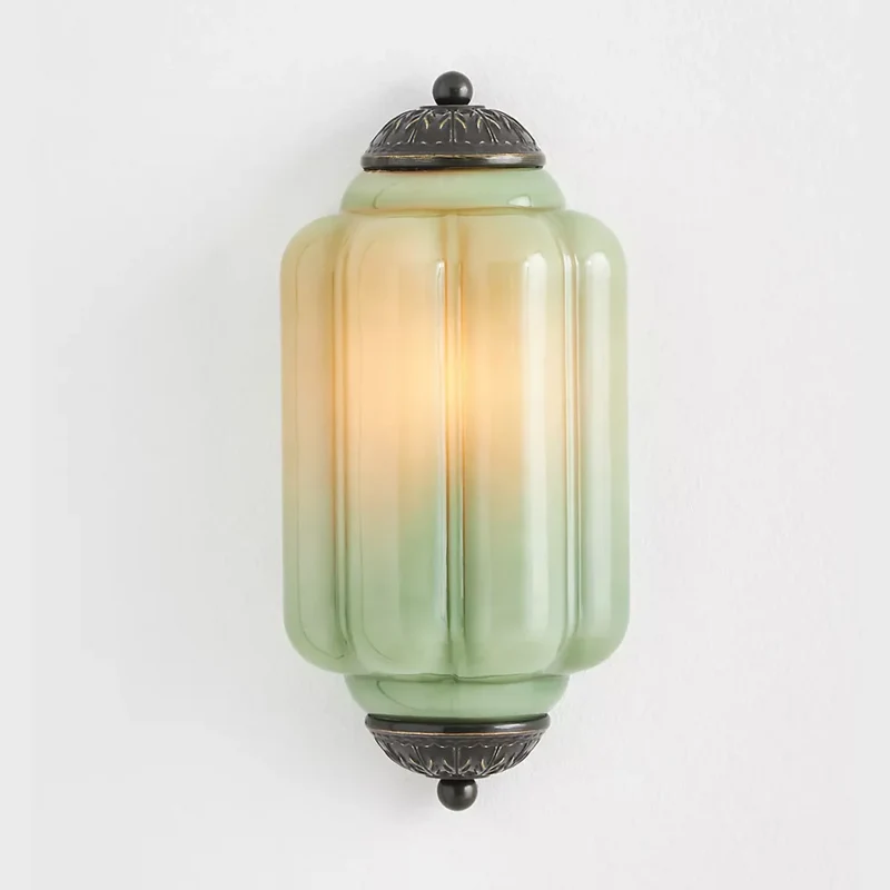Vintage Wandlamp met Melkglazen Kap en Antieke Afwerking voor Sfeervolle Verlichting | Sansoti