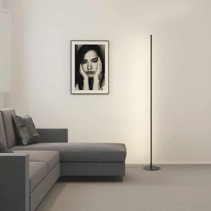 Slanke Staande LED Lamp Dimbaar met Afstandsbediening Aluminium IJzer Acryl Zwart Wit Modern Minimalistisch | Sansoti