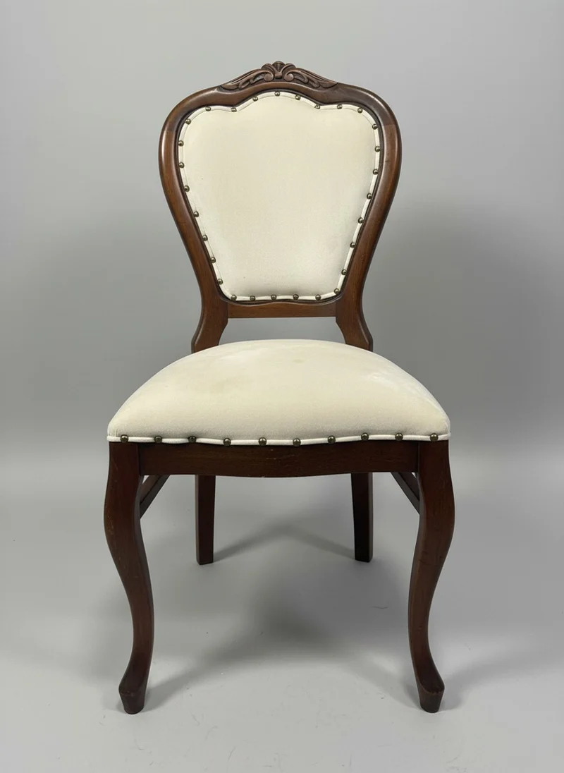 Casa Padrino Barock Esszimmerstuhl Creme / Braun H. 102 cm - Handgefertigter Stuhl mit Ziernägeln - Ausstellungsstück