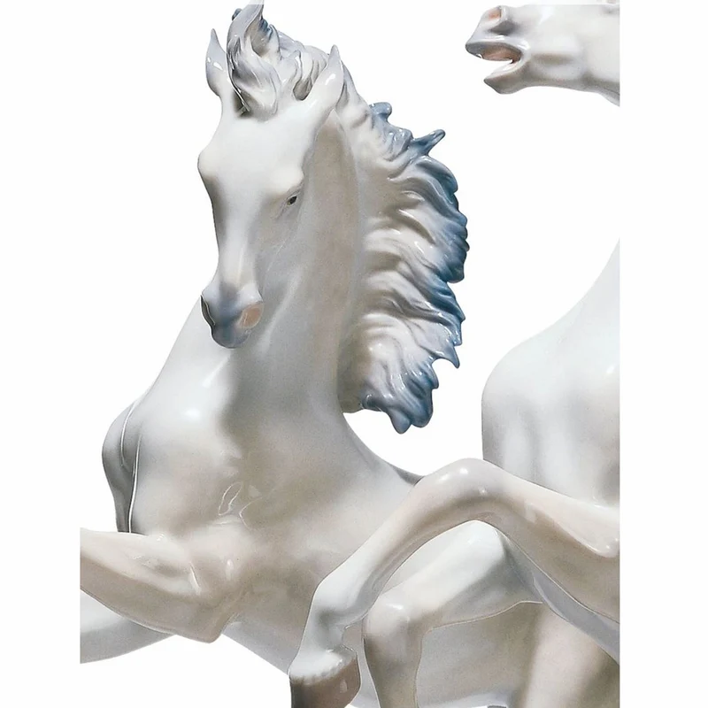 Casa Padrino Luxus Deko Porzellan Skulptur Pferde H. 53 cm - Handgefertigt