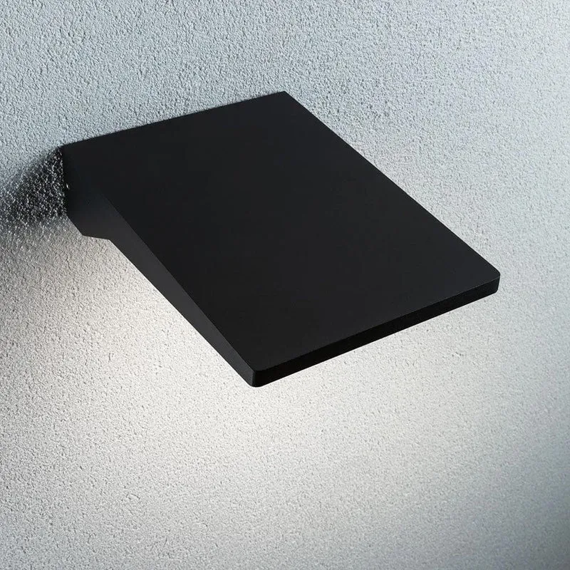 LED Außenwandleuchte Ronea mit Bewegungsmelder IP44