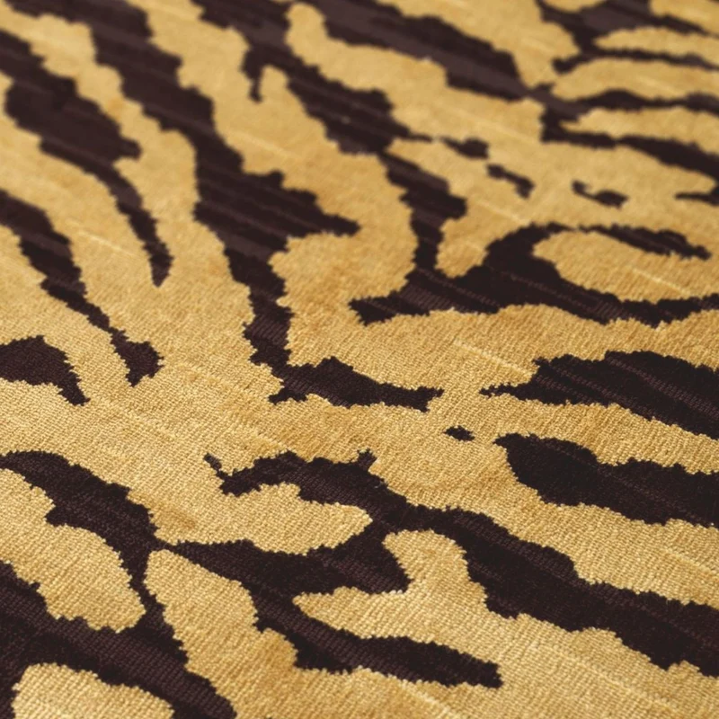 Casa Padrino Luxus Hocker mit Tiger Design Beige / Braun - Luxus Wohnzimmer Möbel