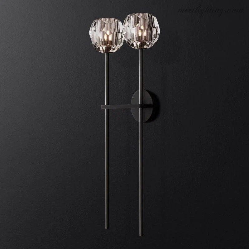 Dubbele Wandlamp met Kristalglazen Bollen Messing 71cm Hoog Handgeslepen Luxe Verlichting Modern Woonkamer | Sansoti