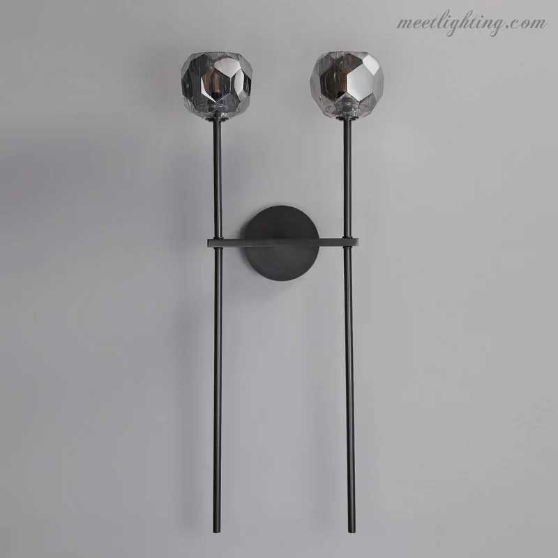 Dubbele Wandlamp met Kristalglazen Bollen Messing 71cm Hoog Handgeslepen Luxe Verlichting Modern Woonkamer | Sansoti