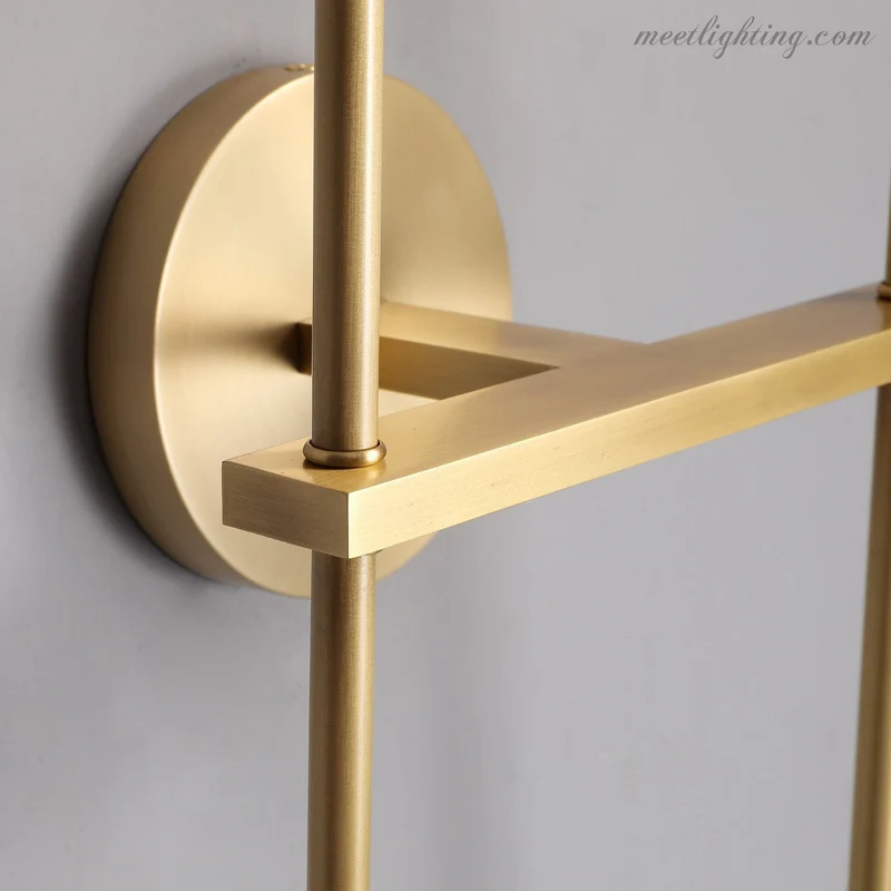 Dubbele Wandlamp met Kristalglazen Bollen Messing 71cm Hoog Handgeslepen Luxe Verlichting Modern Woonkamer | Sansoti