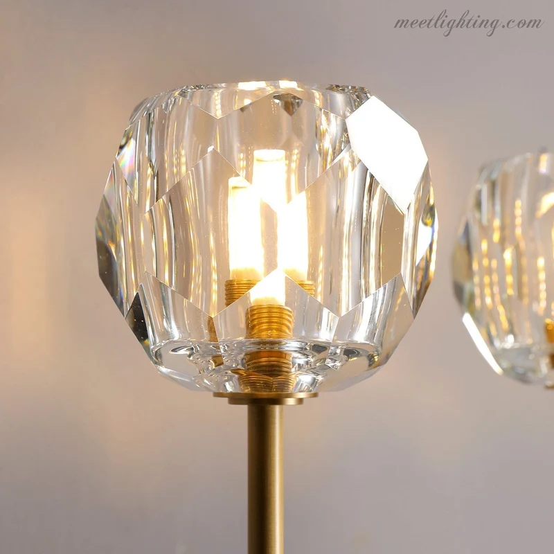 Dubbele Wandlamp met Kristalglazen Bollen Messing 71cm Hoog Handgeslepen Luxe Verlichting Modern Woonkamer | Sansoti