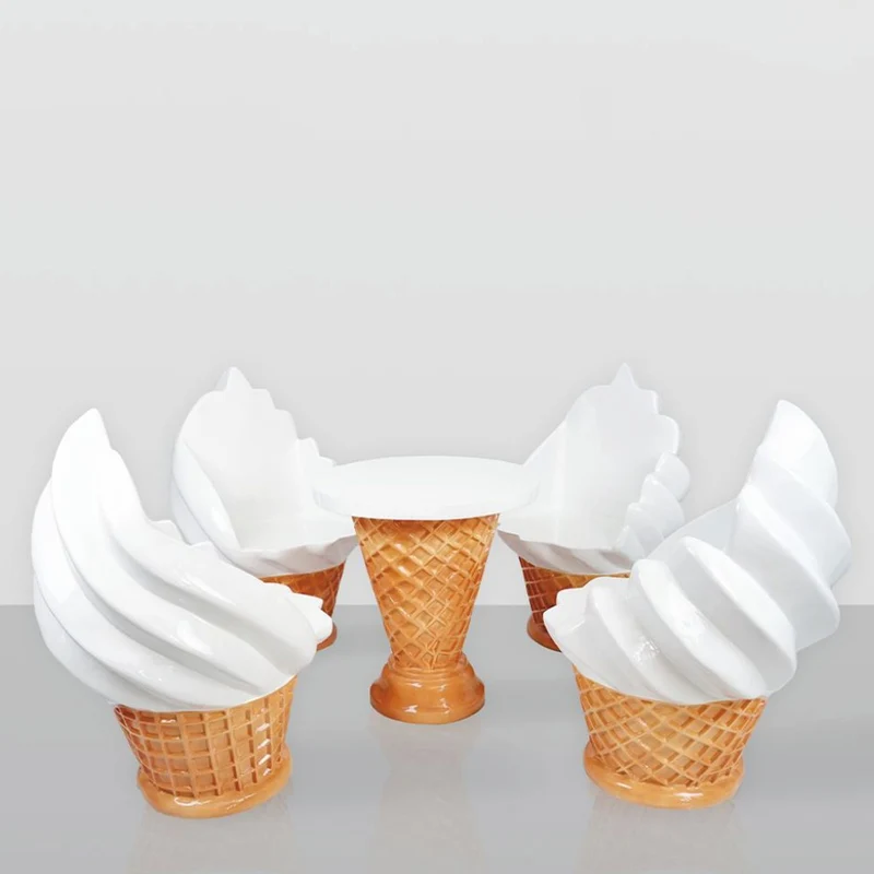 Casa Padrino Eisdielenmöbel Set Weiß / Beige - 1 Tisch & 4 Sessel