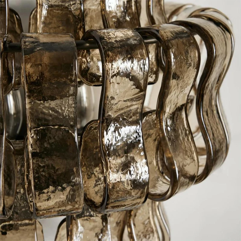Wandlamp met Gebogen Getextureerd Glas en Messing Afwerking voor Sfeervol Licht in Woonkamer en Slaapkamer | Sansoti