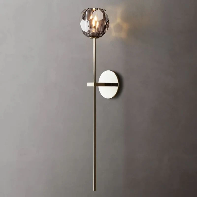 Kristallen Wandlamp met Glazen Bol en Messing Afwerking voor Sfeervolle Woonkamer Slaapkamer Entree Verlichting | Sansoti