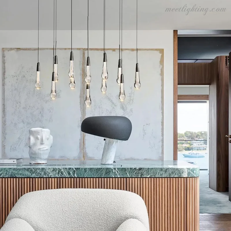 Lineaire Kroonluchter met Verstelbare LED-lampen Geschikt voor Eetkamer en Keuken Handgemaakt Glas Modern Design | Sansoti