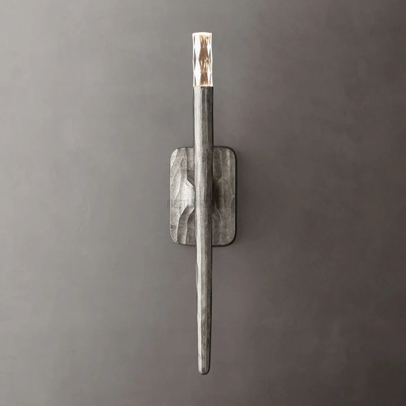 Smeedijzeren Wandlamp Verticaal Modern Design Messing Brons Tin voor Woonkamer Slaapkamer Hal Entree | Sansoti