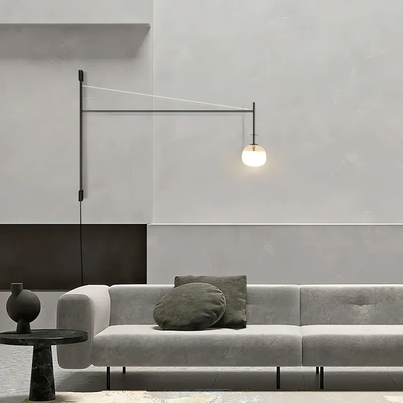 Verstelbare Wandlamp met Zwenkarm | Mondgeblazen Glazen Kap | Stekkermodel | Sansoti
