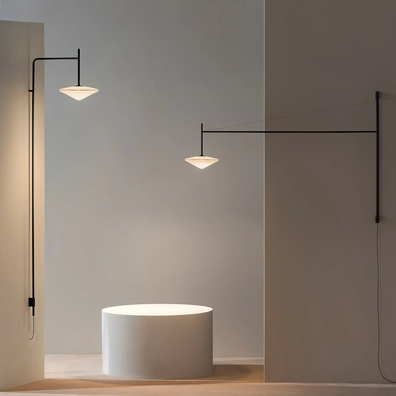 Verstelbare Wandlamp met Zwenkarm | Mondgeblazen Glazen Kap | Stekkermodel | Sansoti