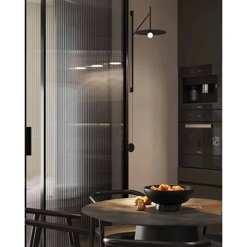 Verstelbare Wandlamp met Zwenkarm | Mondgeblazen Glazen Kap | Stekkermodel | Sansoti
