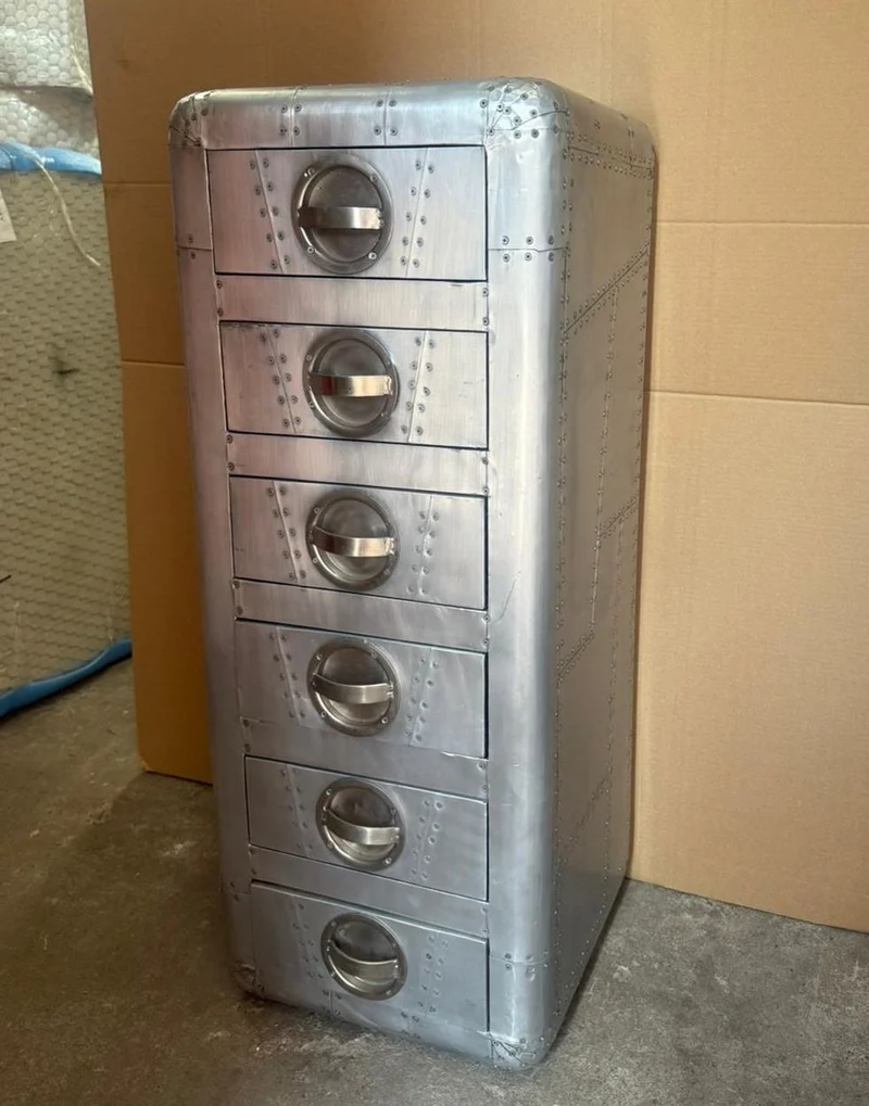 Casa Padrino Aluminium Kommode im Flugzeug Design mit 6 Schubladen Silber 40 x 40 x 100 cm