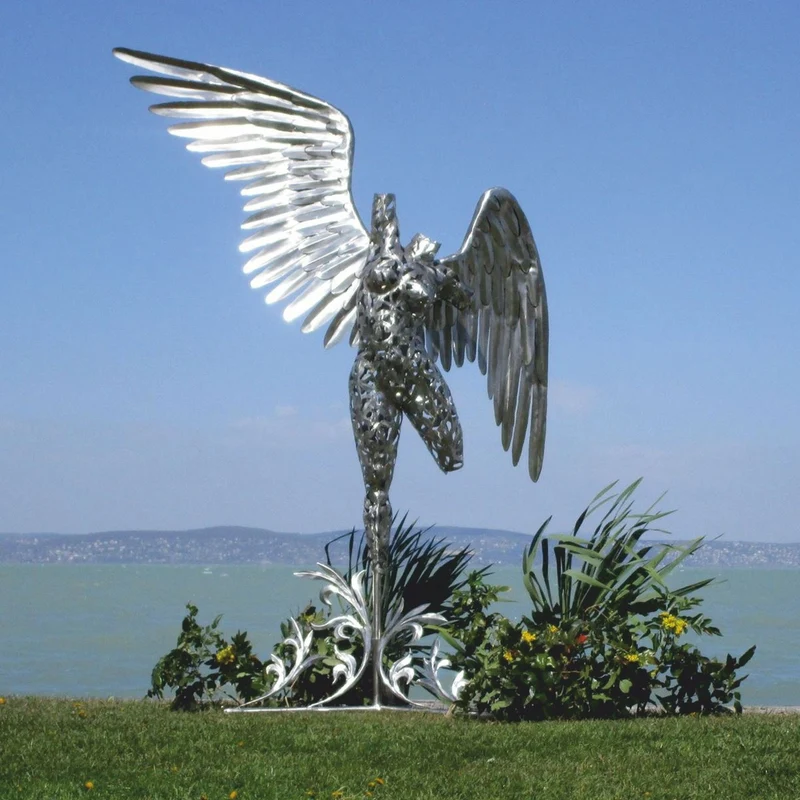 Casa Padrino Luxus Deko Skulptur Engel Silber H. 230 cm - Riesige Garten Figur