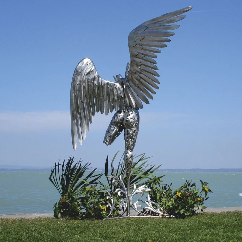 Casa Padrino Luxus Deko Skulptur Engel Silber H. 230 cm - Riesige Garten Figur
