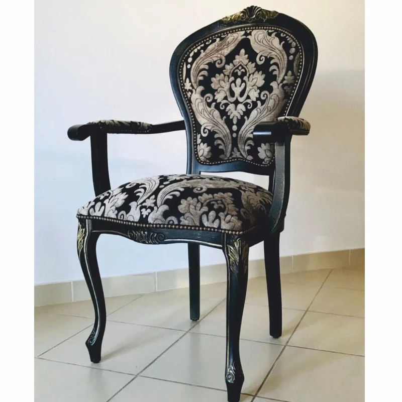 Casa Padrino Luxus Barock Esszimmer Stuhl mit Armlehnen Schwarz / Grau / Antik Schwarz