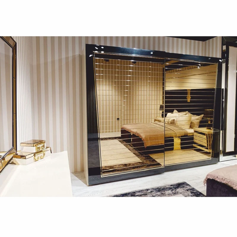 Casa Padrino Luxus Schlafzimmerschrank mit 2 Schiebetüren Schwarz / Gold 280 x H. 230 cm