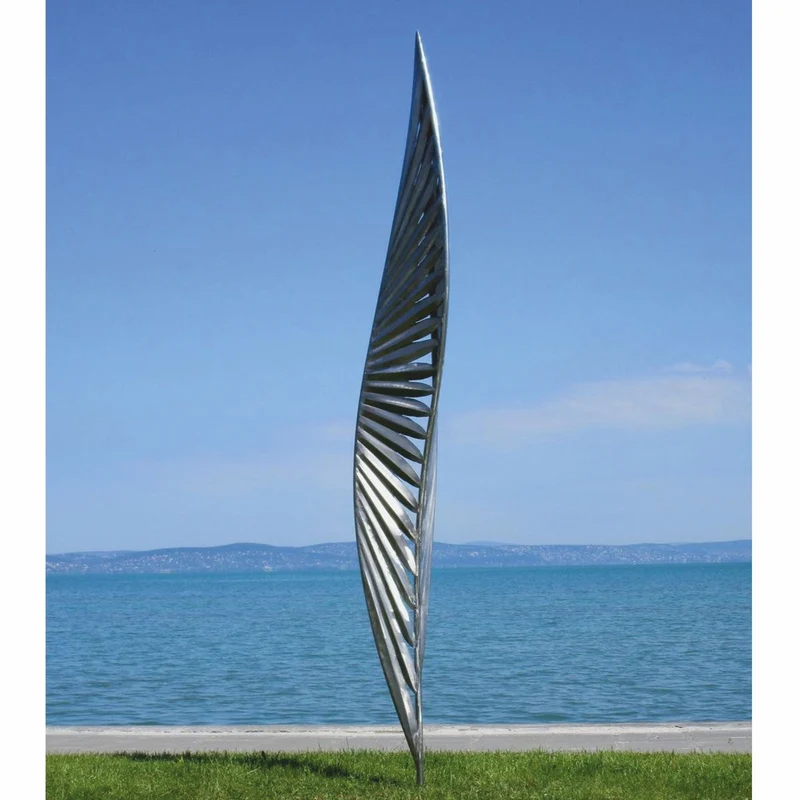 Casa Padrino Luxus Edelstahl Garten Deko Skulptur Silber H. 300 cm - Garten Skulpturen