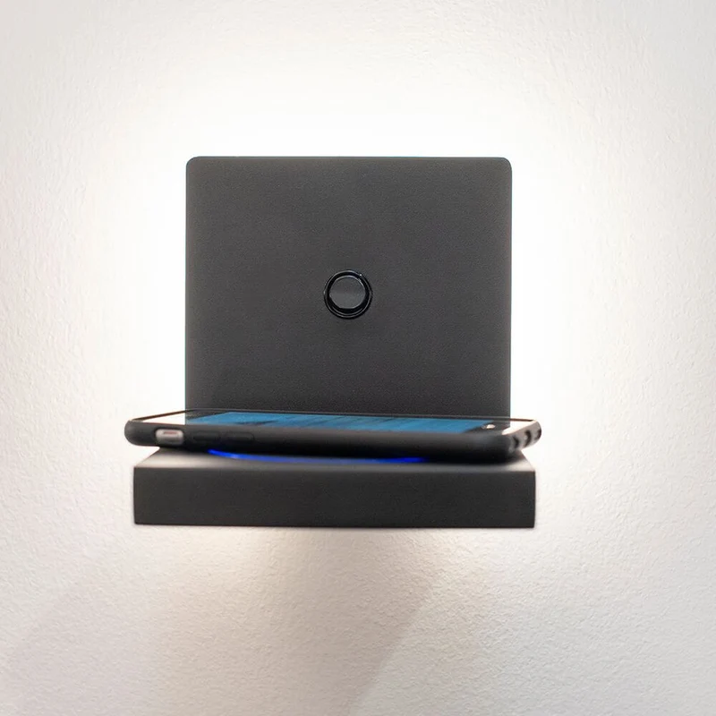 Zanzibar quadratische LED-Wandleuchte mit Ladestation