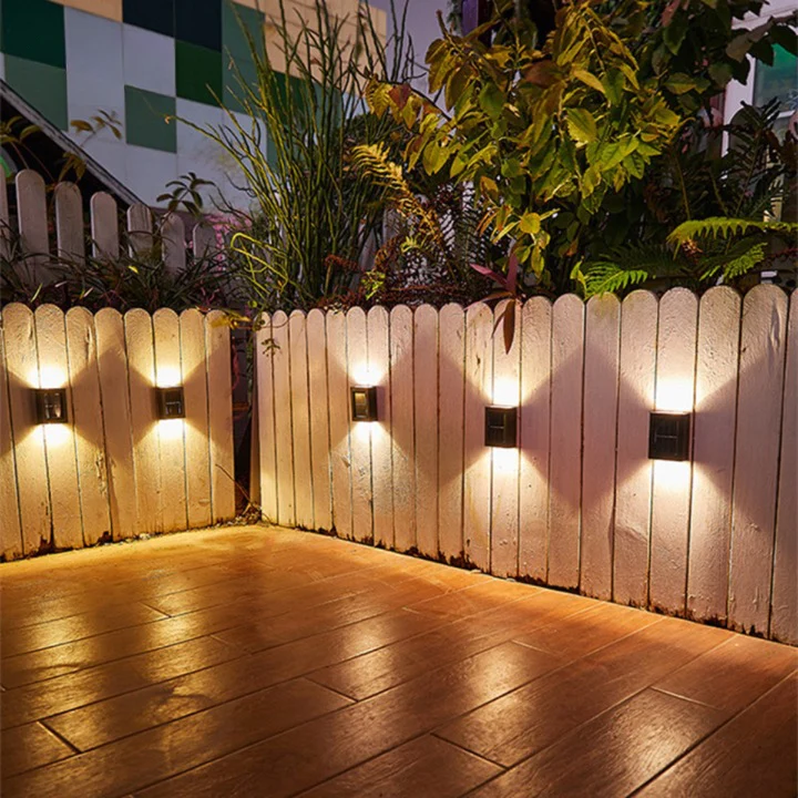Solar LED Buitenlamp Wandmontage Warmwit Licht Waterdicht IP65 Tuinverlichting Zonne-energie Bewegingssensor | Sansoti