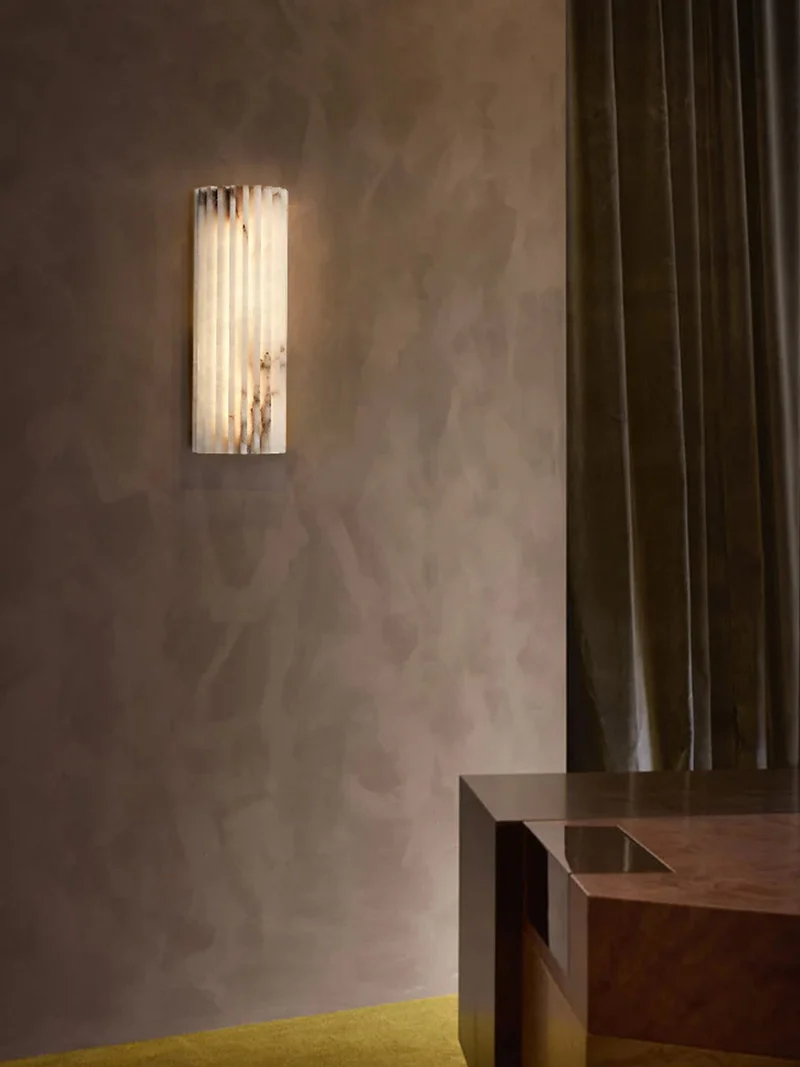 Alabaster Wandlamp Natuursteen – Geribbeld Design – Warm Licht – Scandinavische Stijl | Sansoti