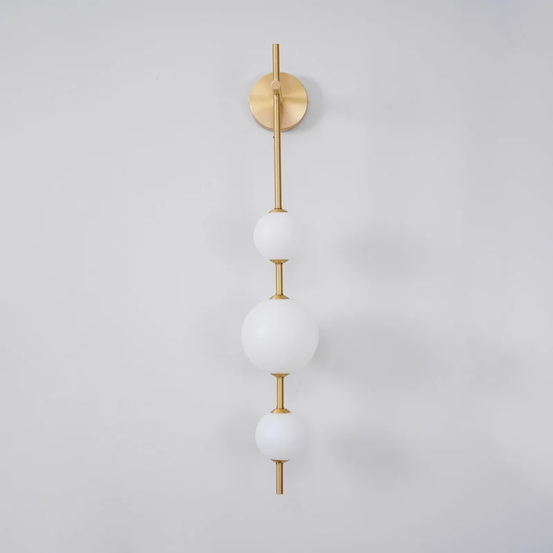 Verticale Glazen Bol Wandlamp – Moderne Wandverlichting met Gestapelde Bollen – Messing, Zwart of Nikkel – 3 Afmetingen | Sansoti