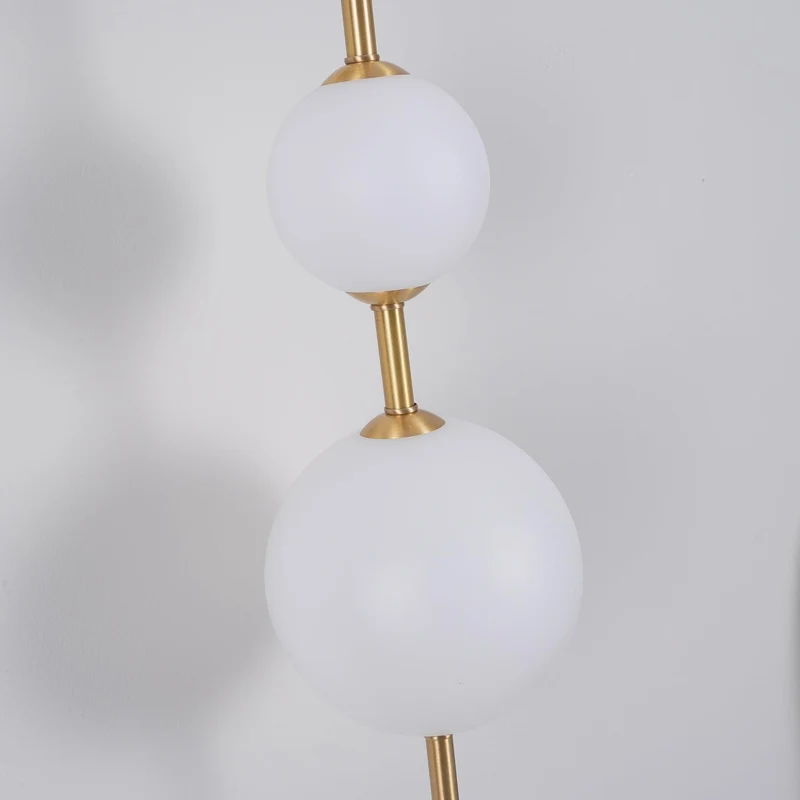 Verticale Glazen Bol Wandlamp – Moderne Wandverlichting met Gestapelde Bollen – Messing, Zwart of Nikkel – 3 Afmetingen | Sansoti